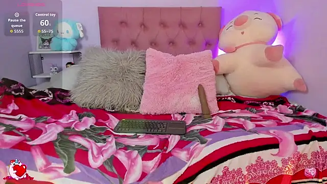 SophieAdamst online show from March 3, 2026, 7:42 pm