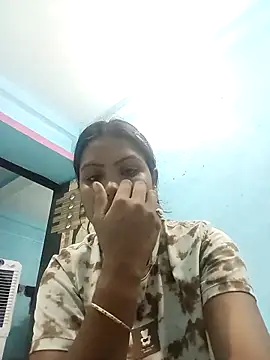 Snapshot of hotcoolcool2 chatting on March 14, 2026, 12:32 pm hotcoolcool2 online show from March 14, 2026, 12:32 pm