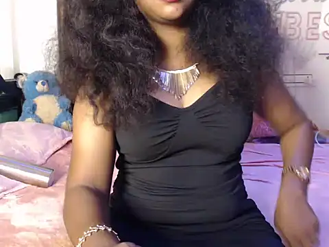 Snapshot of VixenNandhu chatting on June 24, 2026, 10:20 pm VixenNandhu online show from June 24, 2026, 10:20 pm