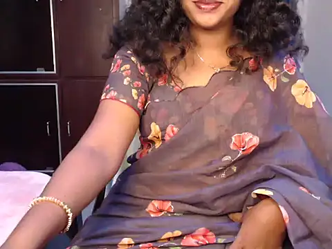 Snapshot of VixenNandhu chatting on July 4, 2026, 4:46 pm VixenNandhu online show from July 4, 2026, 4:46 pm