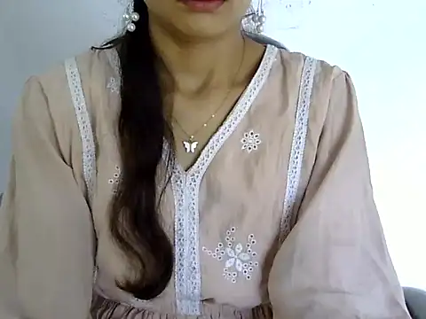 Snapshot of Mehaak_ chatting on July 4, 2026, 7:03 am Mehaak online show from July 4, 2026, 7:03 am