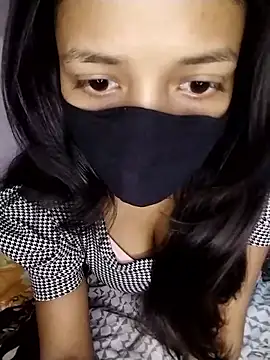 Naina-hott online show from February 26, 2026, 6:51 pm