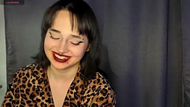 PureSofia online show from April 21, 2026, 7:06 pm