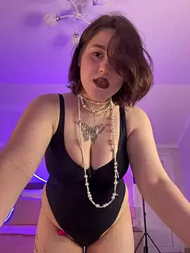 BunnyMelon online show from April 17, 2026, 1:25 pm