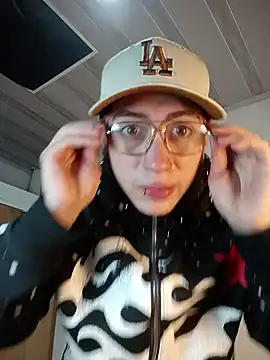 Emmanuel Lust online show from March 4, 2026, 12:22 pm