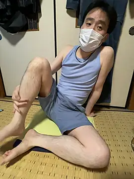 shizuku-kun211 online show from May 2, 2026, 2:55 pm