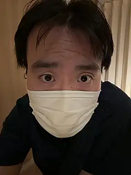 shizuku-kun211 online show from May 21, 2026, 4:03 pm