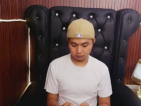 Maliyah Vaughan online show from April 26, 2026, 2:48 pm