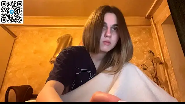 LovelySilk 63 online show from April 6, 2026, 7:15 pm