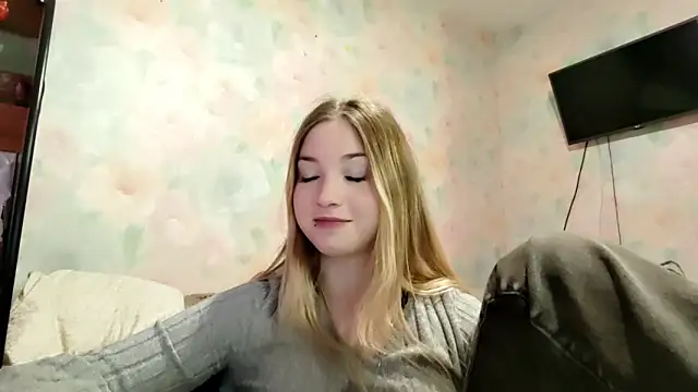 TiaBIanks online show from April 20, 2026, 6:49 am