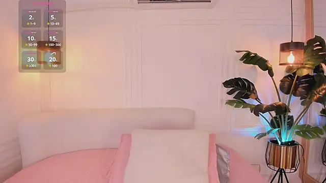 Nicole Whittee online show from April 6, 2026, 9:38 pm