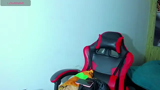 peachy hot online show from April 24, 2026, 4:59 am