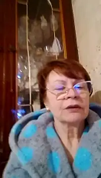 SophieBurns online show from February 11, 2026, 2:22 pm