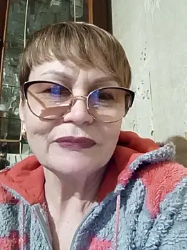 SophieBurns online show from March 30, 2026, 4:30 pm