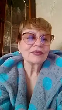 SophieBurns online show from April 20, 2026, 10:29 am