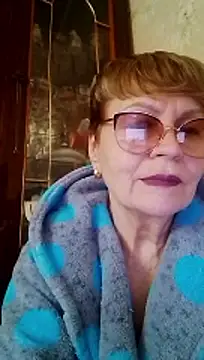 SophieBurns online show from April 21, 2026, 10:54 am