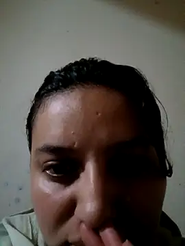 MajoArias online show from March 1, 2026, 8:05 am