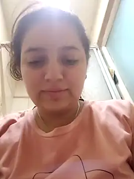 MajoArias online show from March 15, 2026, 5:52 pm