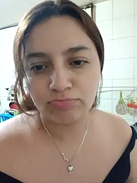 MajoArias online show from April 22, 2026, 12:57 am