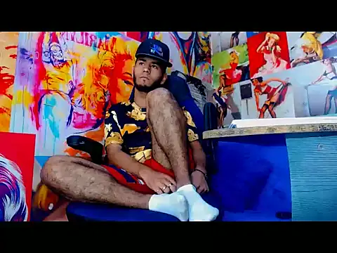 warmNoah online show from April 21, 2026, 6:12 pm