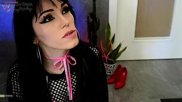 TigerBlazeFoxyMonkey online show from May 1, 2026, 1:48 pm