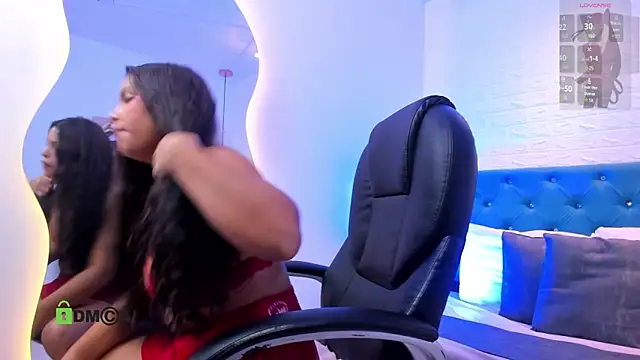 Dulcecooper1 online show from April 19, 2026, 12:15 pm