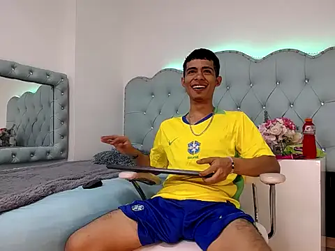 Apolo Richards online show from February 11, 2026, 7:30 pm