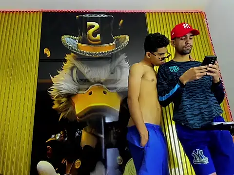 couplehot sex  online show from February 14, 2026, 7:32 pm