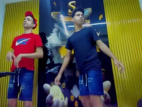 couplehot sex  online show from February 22, 2026, 7:45 pm