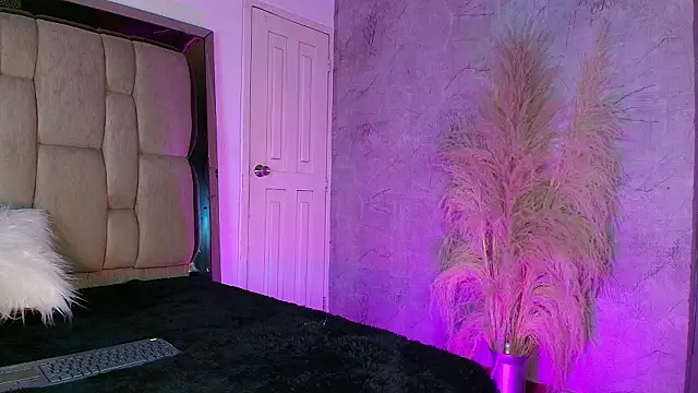 REDS VELVET online show from February 9, 2026, 3:43 am