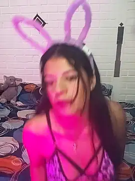 lorenita1616 online show from March 17, 2026, 6:17 am