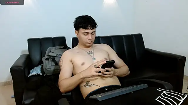 Philip Jons online show from April 6, 2026, 9:05 pm