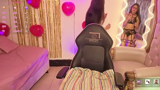 MAHYRA TAY online show from February 16, 2026, 7:10 pm