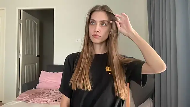 SonyaSweety online show from March 2, 2026, 9:38 am