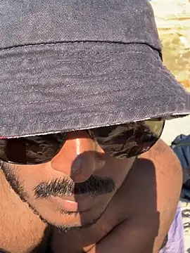 Reez77 online show from March 22, 2026, 7:45 am