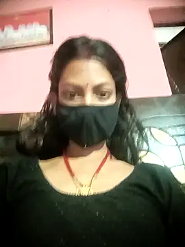 BIG QWEEN NO1 online show from March 10, 2026, 8:58 pm