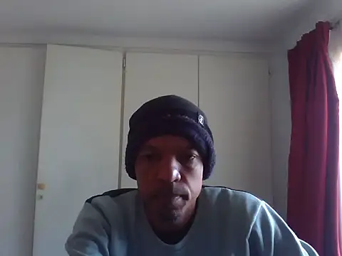 lavelle26 online show from April 18, 2026, 9:13 am