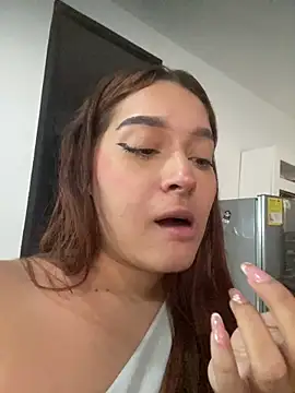 Emily Harpeer online show from February 25, 2026, 11:31 am