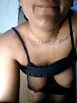 Snapshot of Zoe_Renata chatting on July 23, 2026, 9:51 am Zoe Renata online show from July 23, 2026, 9:51 am