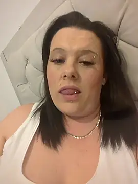 louisa36 online show from February 9, 2026, 10:58 pm