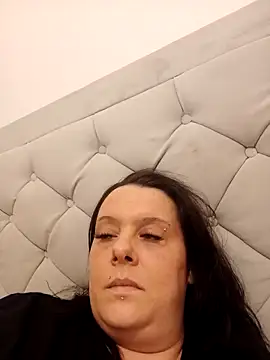 louisa36 online show from February 14, 2026, 11:45 pm