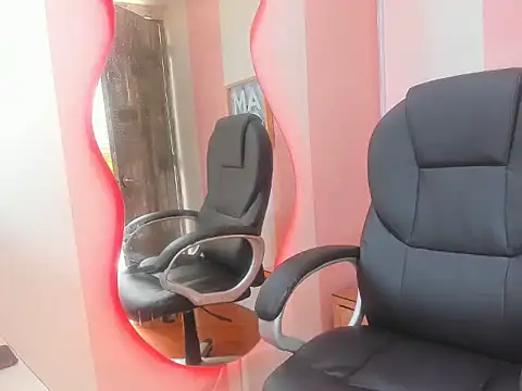 Carolinasexx26 online show from February 21, 2026, 3:13 pm