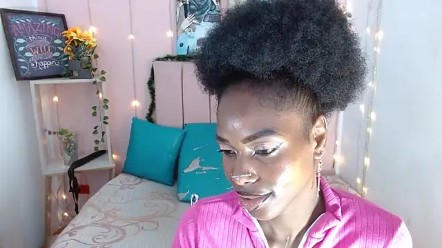 charlothcameronrs707 online show from April 4, 2026, 12:13 pm