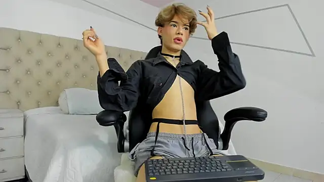 AngelDoll 1 online show from February 7, 2026, 8:34 pm