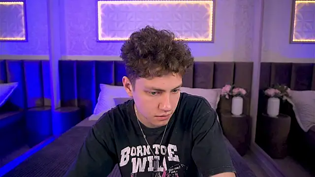 StefanBev online show from February 15, 2026, 7:43 pm