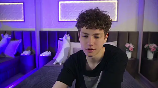 StefanBev online show from April 21, 2026, 7:50 pm