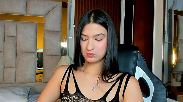 AgathaSanderhs  online show from February 13, 2026, 3:13 am