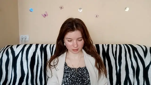 LanitaHemple online show from April 22, 2026, 1:12 pm