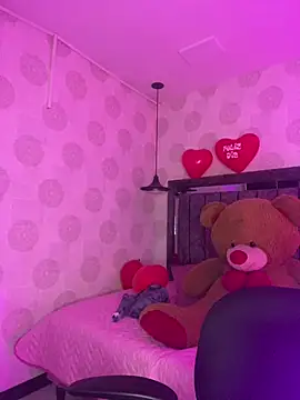 alahia pink online show from February 23, 2026, 5:16 am