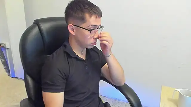 Tommas Jhonson online show from February 24, 2026, 3:37 am